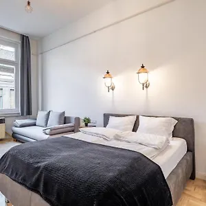 Apartament Luxurious At Center