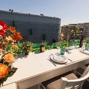  Apartament Old Town With Amazing View From The Balcony România