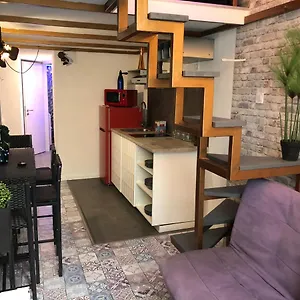  Apartament Corvin Ruinpub Design