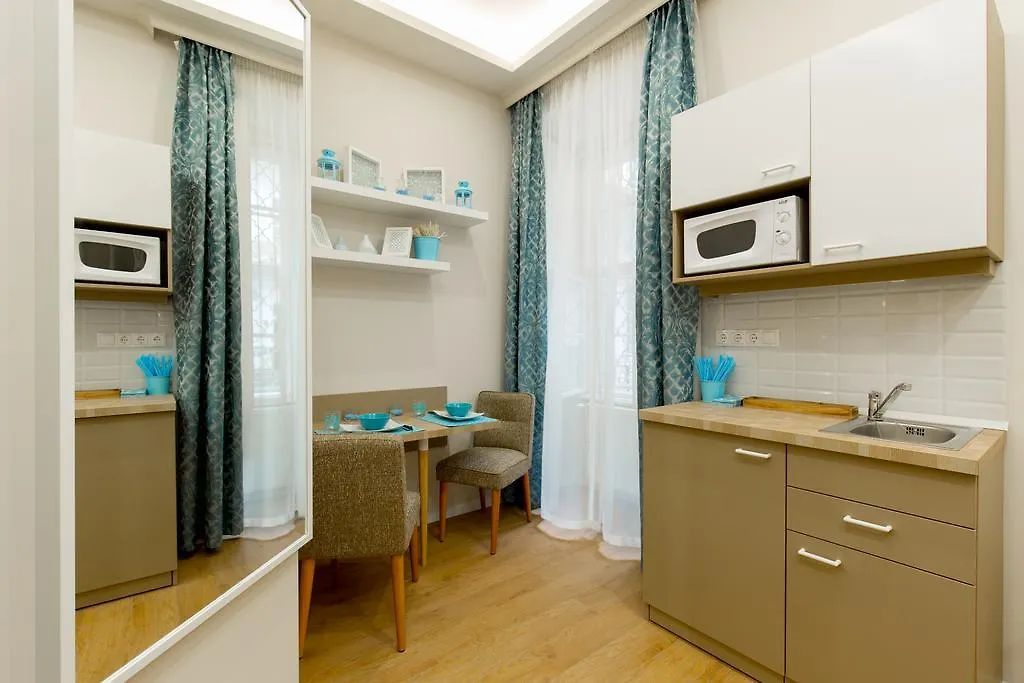 Budapest Holiday Colours Apartment